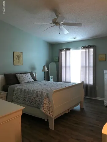 $1,600 | 4146 Breezewood Drive, Unit 202, Wilmington, NC 28412