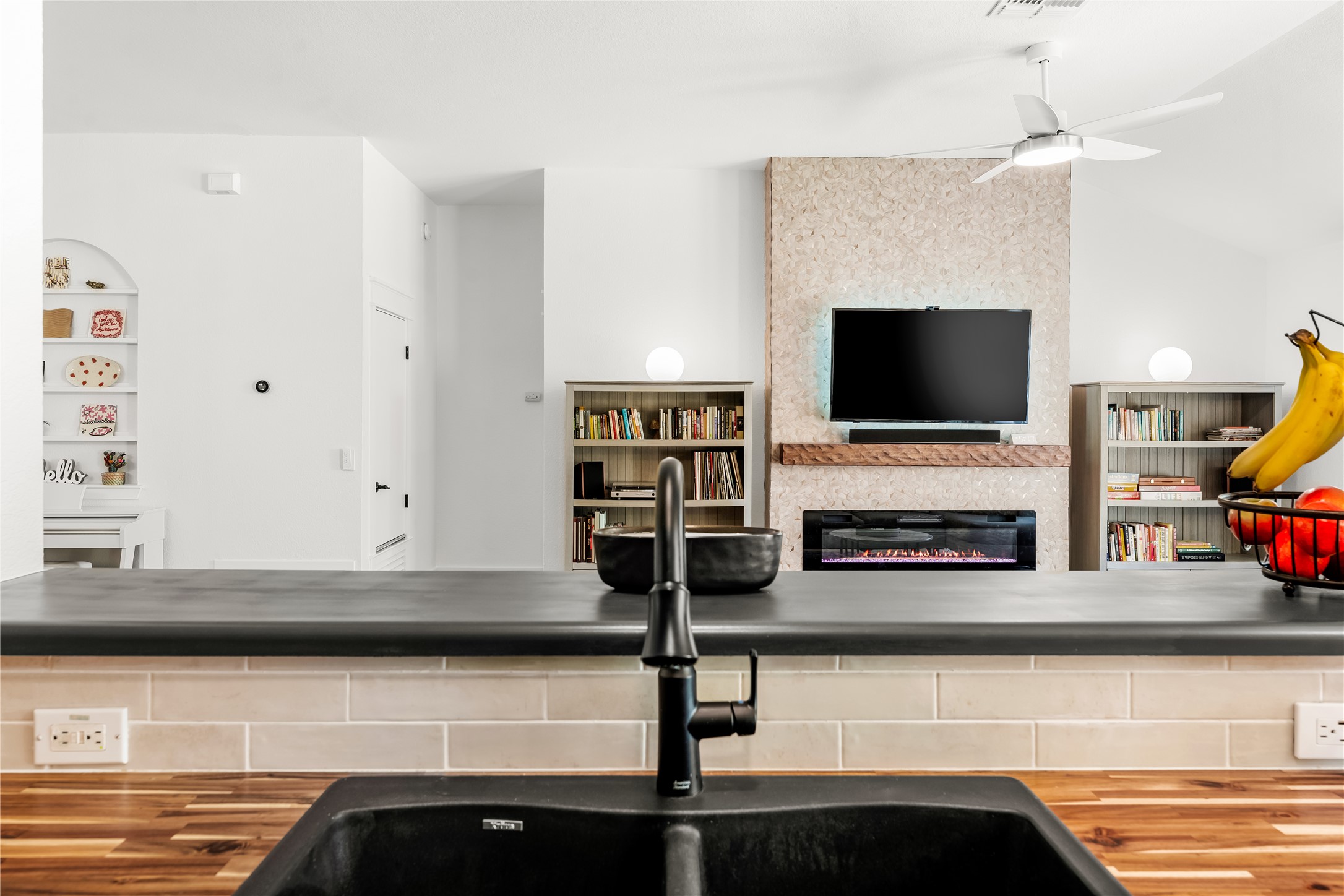 9205 Magna Carta Loop Austin, TX 78754 - Photo 23 of 30 Gallery Image 23
