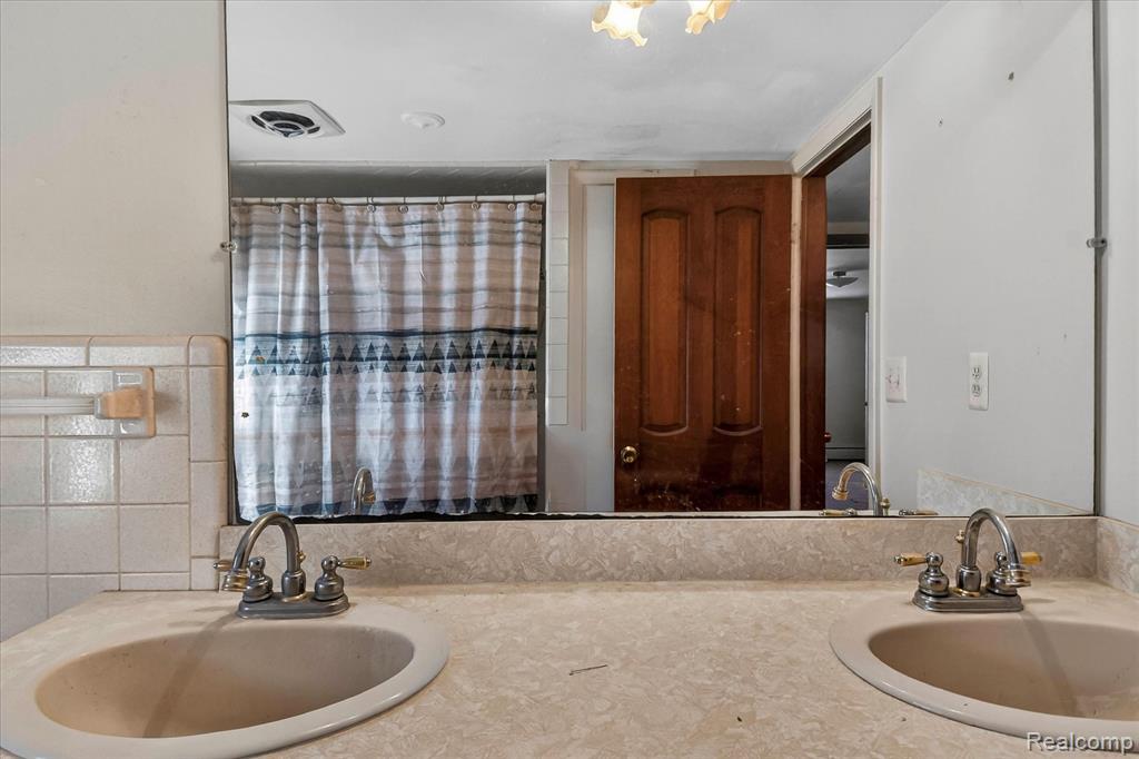 68730 Campground Road Washington, MI 48095 - Photo 27 of 40 Gallery Image 27