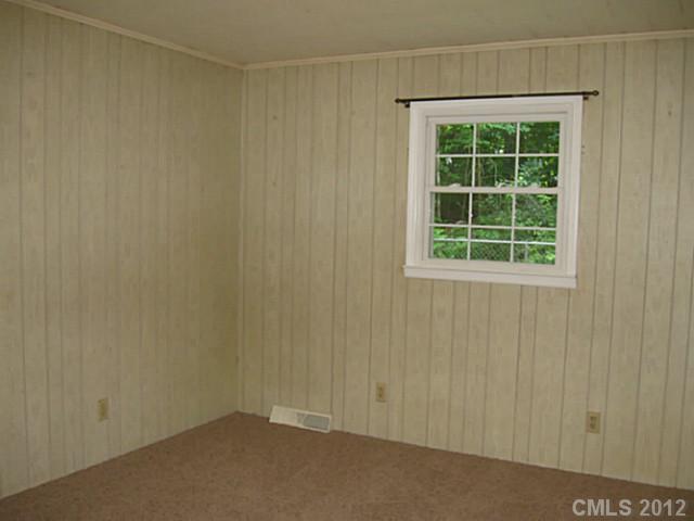309 Randolph Road Dallas, NC 28034 - Photo 13 of 16 Gallery Image 13
