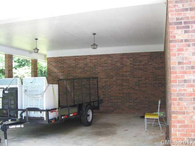 309 Randolph Road Dallas, NC 28034 - Photo 3 of 16 Gallery Image 3