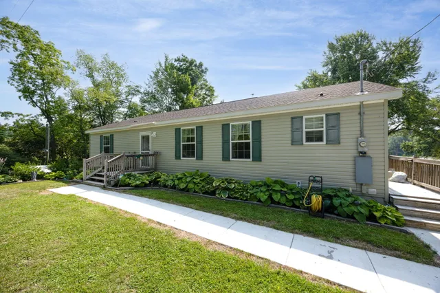 $399,999 | 12596 Marilyn Drive, Leroy, MI 49655