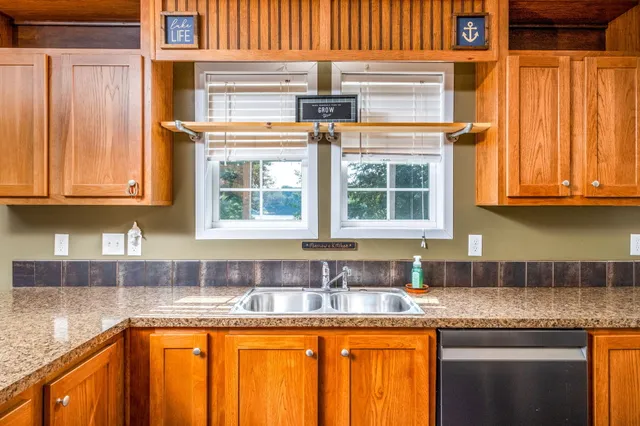 $399,999 | 12596 Marilyn Drive, Leroy, MI 49655