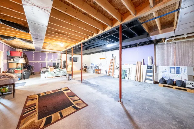 $399,999 | 12596 Marilyn Drive, Leroy, MI 49655