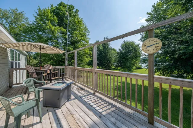 $399,999 | 12596 Marilyn Drive, Leroy, MI 49655