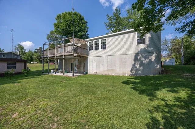 $399,999 | 12596 Marilyn Drive, Leroy, MI 49655