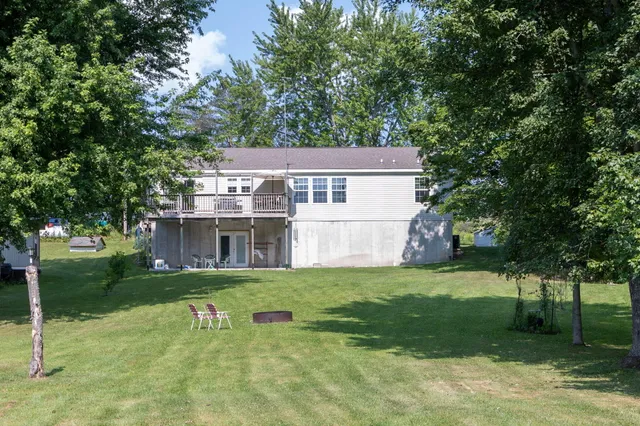 $399,999 | 12596 Marilyn Drive, Leroy, MI 49655