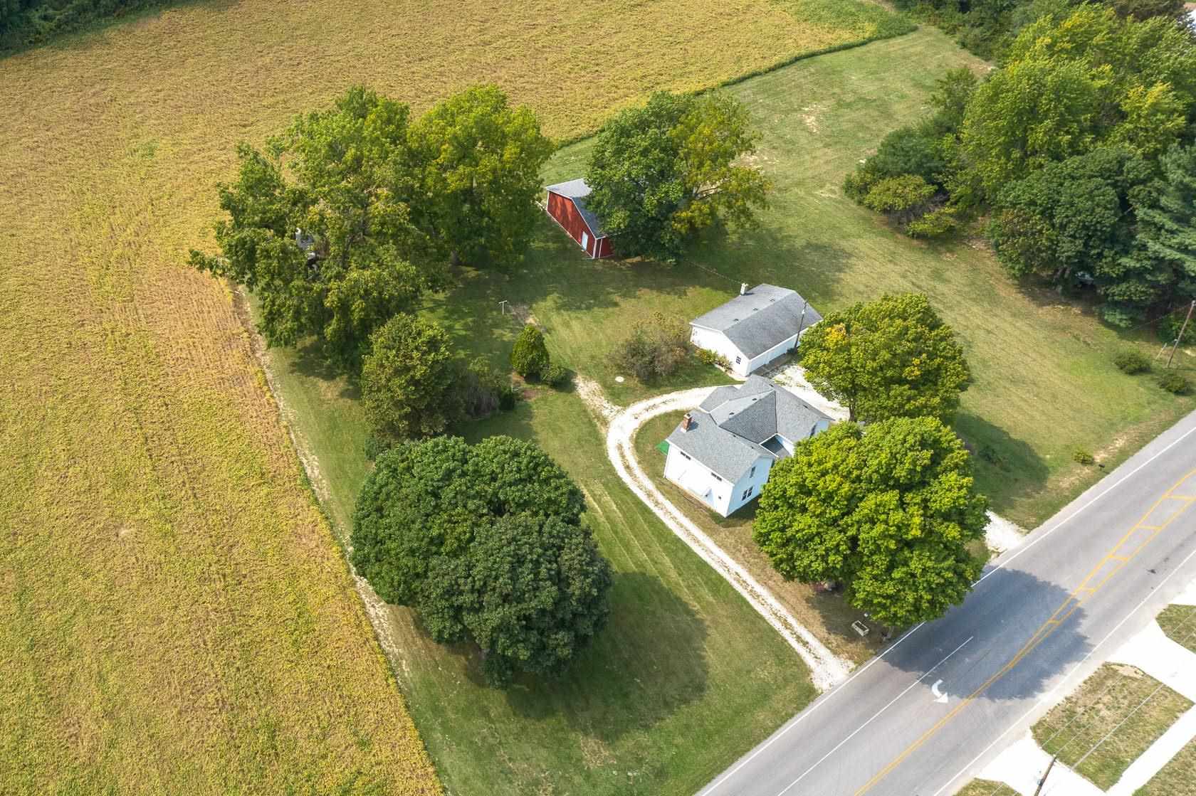 17313 Lima Road Huntertown, IN 46748 - Photo 9 of 36