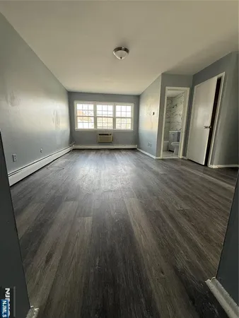 $1,500 | 600-618 Ziegler Avenue, Unit 17, Linden, NJ 07036