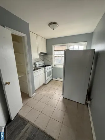 $1,500 | 600-618 Ziegler Avenue, Unit 17, Linden, NJ 07036
