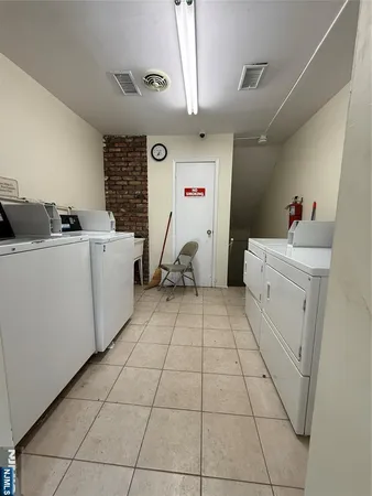 $1,500 | 600-618 Ziegler Avenue, Unit 17, Linden, NJ 07036