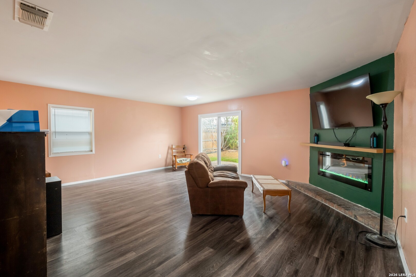 113 Friendswood Path Universal City, TX 78148 - Photo 8 of 30 a living room with furniture and a wooden floor