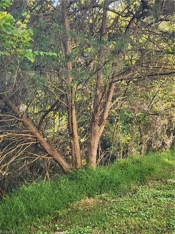 $299,400 | 2818 Bridgeport Drive, Winston-Salem, NC 27103