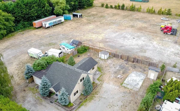 $775,000 | 2618 30th Avenue East, Tacoma, WA 98443