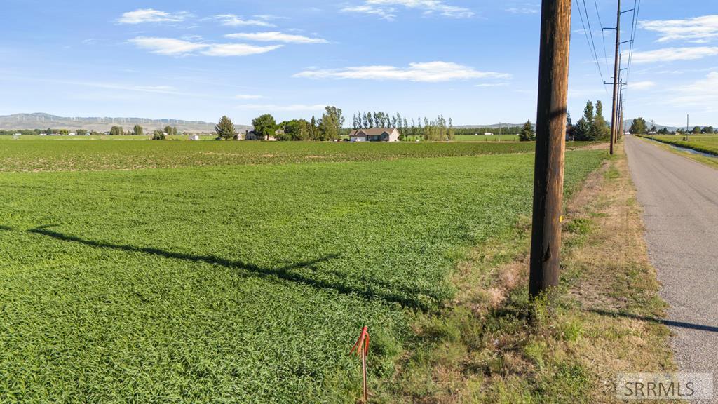 2 North 600 Street Idaho Falls, ID 83402 - Photo 10 of 39