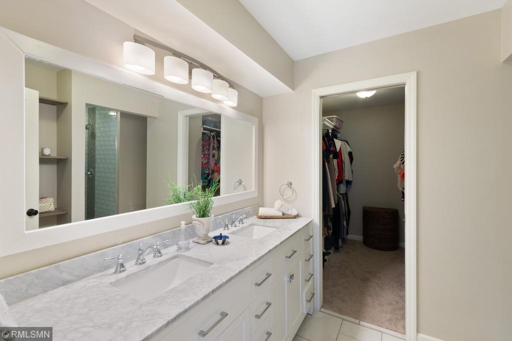 4757 Coventry Road East Minnetonka, MN 55345 - Photo 7 of 36 Gallery Image 7