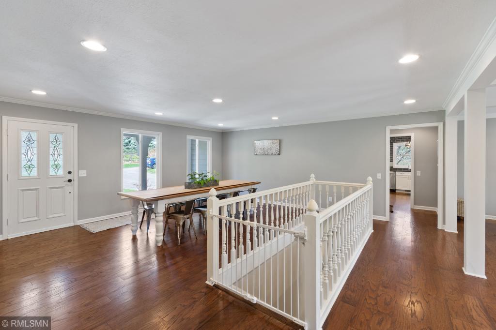 4757 Coventry Road East Minnetonka, MN 55345 - Photo 8 of 36 Gallery Image 8