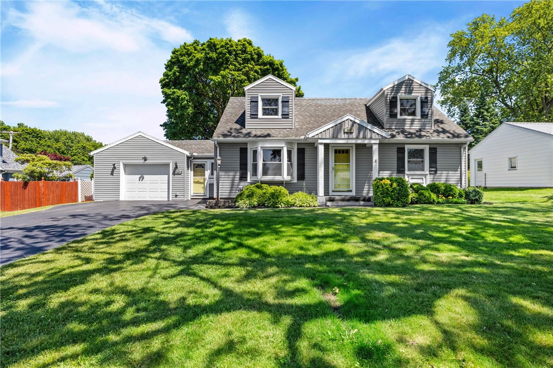 390 Dellwood Road Greece, NY 14616 - Photo 1 of 50