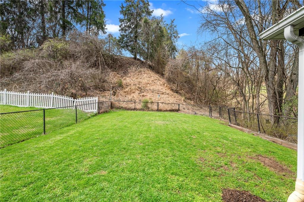 3033 Universal Road Pittsburgh, PA 15235 - Photo 26 of 30