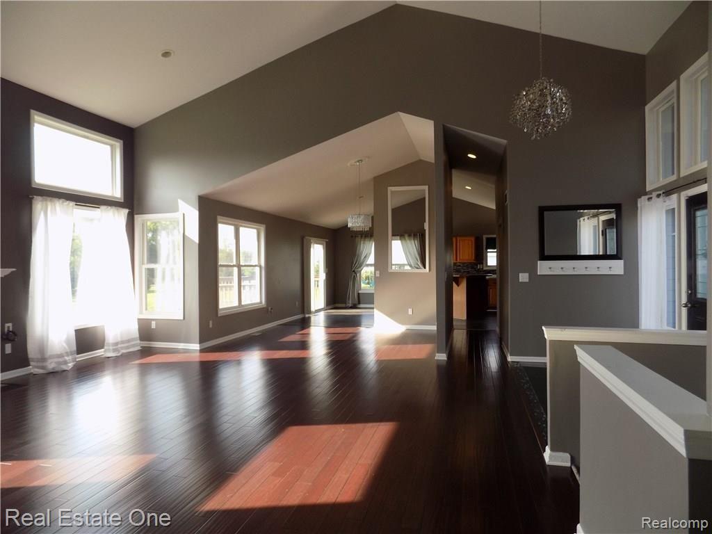 5982 Oakhill Road Ortonville, MI 48462 - Photo 9 of 36 Living room view 3.JPG