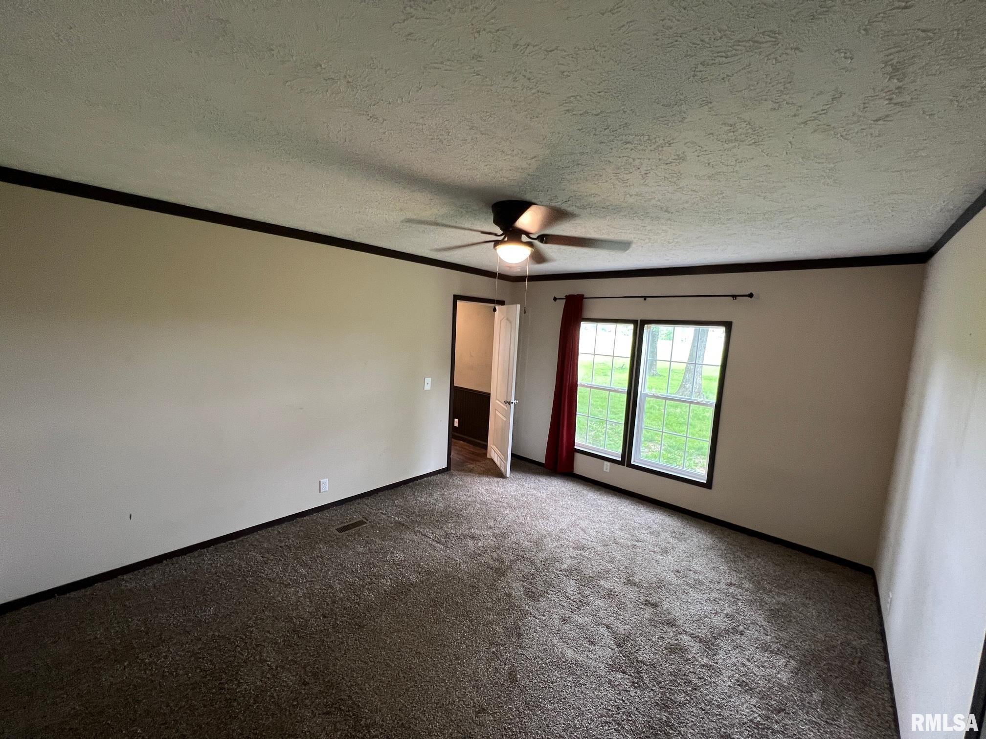 601 Jeff Road Centralia, IL 62801 - Photo 12 of 26