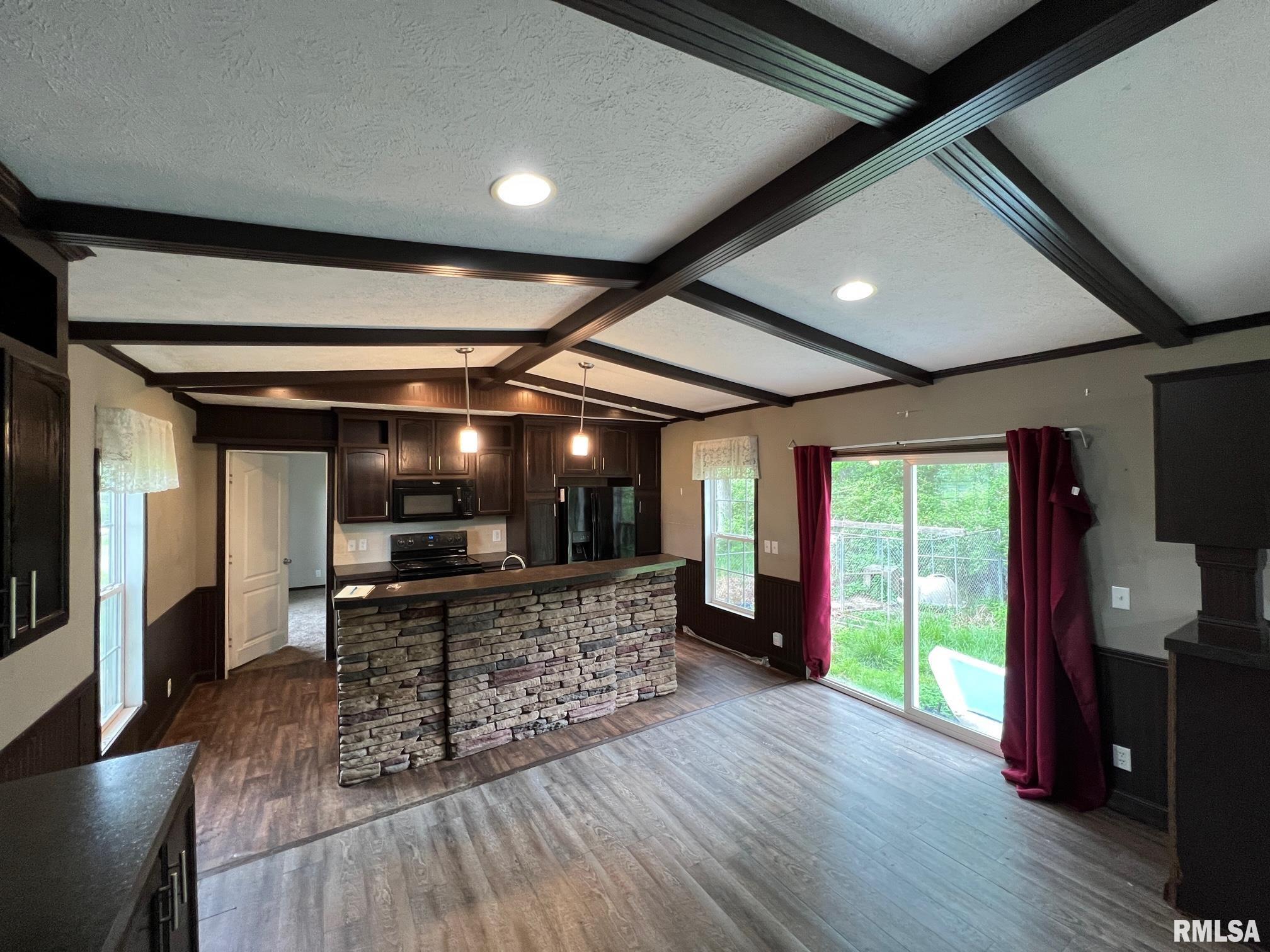 601 Jeff Road Centralia, IL 62801 - Photo 6 of 26