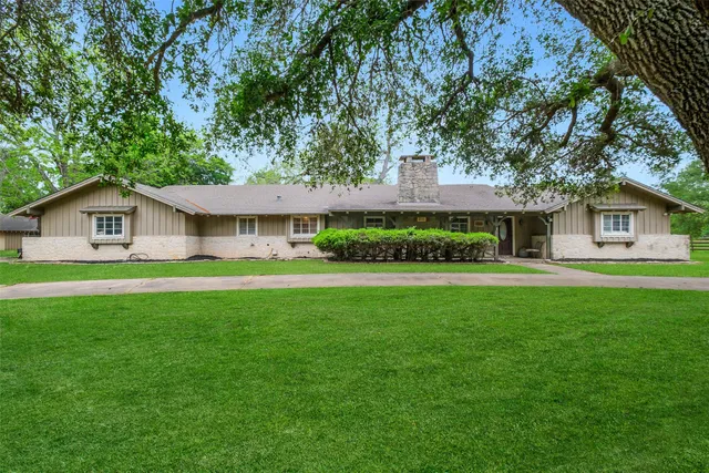 $599,999 | 36602 Hondo Road, Simonton, TX 77485