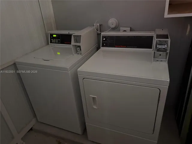 $2,800 | 2353 Southwest 11th Terrace, Unit 1 2 3 4, Miami, FL 33135