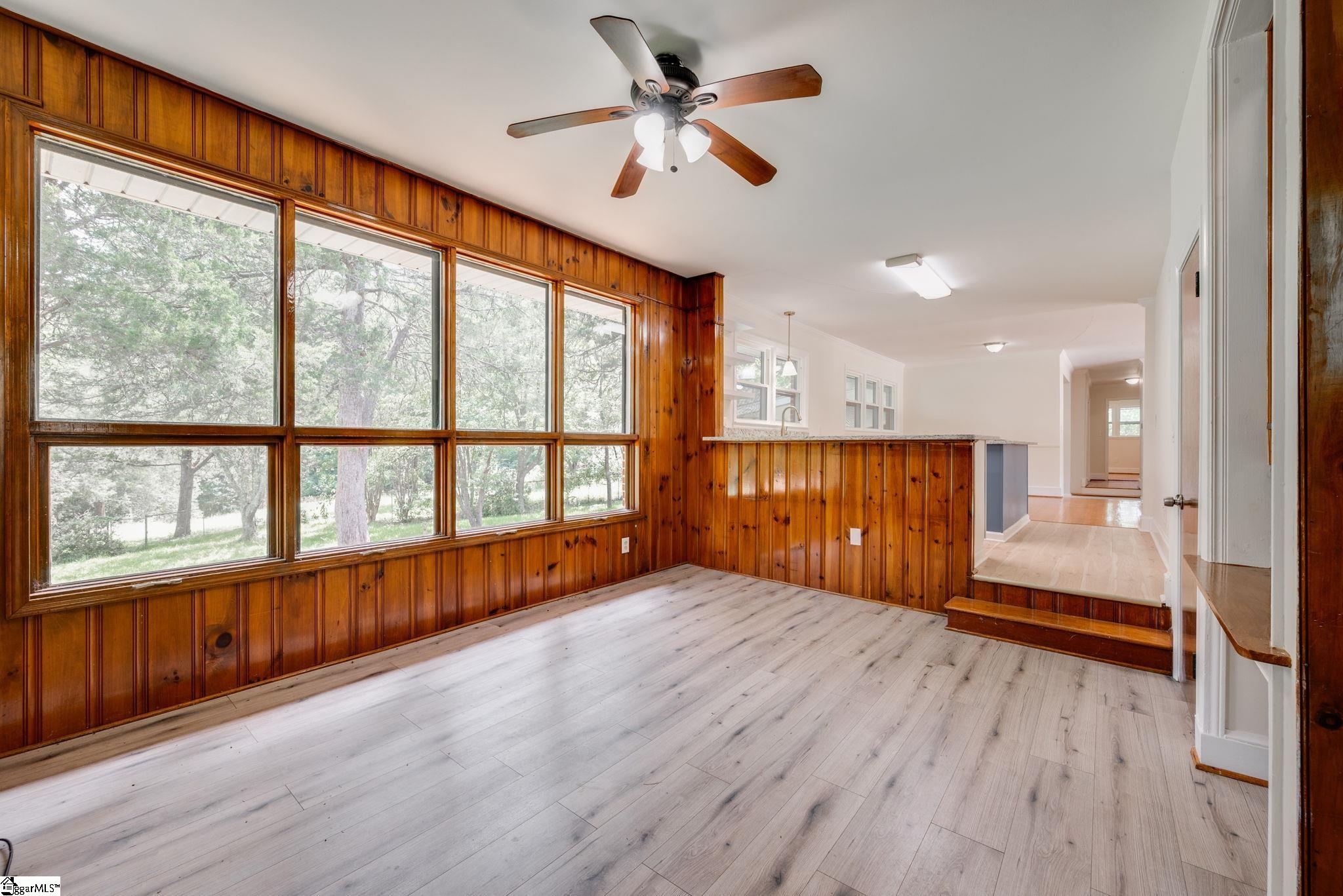 213 Barker Road Simpsonville, SC 29680 - Photo 18 of 49 Gallery Image 18