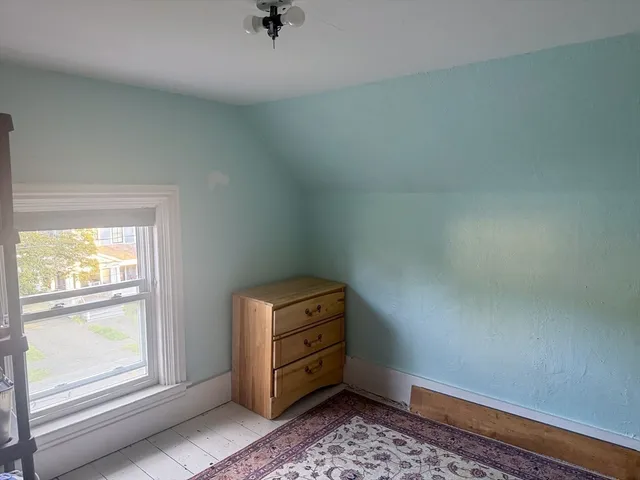 $419,900 | 30 Grinnell Street, Greenfield, MA 01301