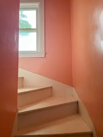 $419,900 | 30 Grinnell Street, Greenfield, MA 01301