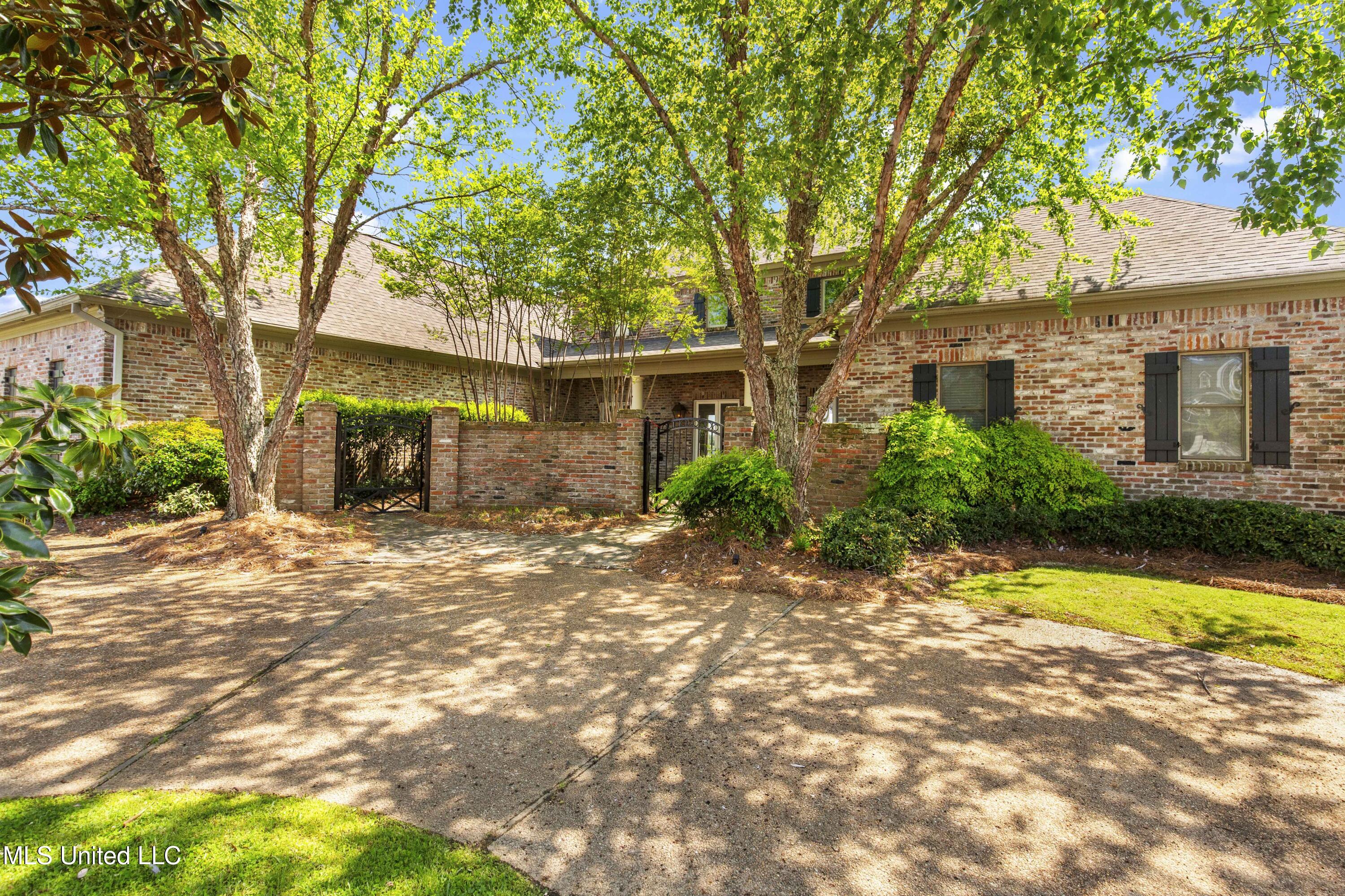 230 Belle Pointe Circle Madison, MS 39110 - Photo 1 of 33 230 Belle Point-4
