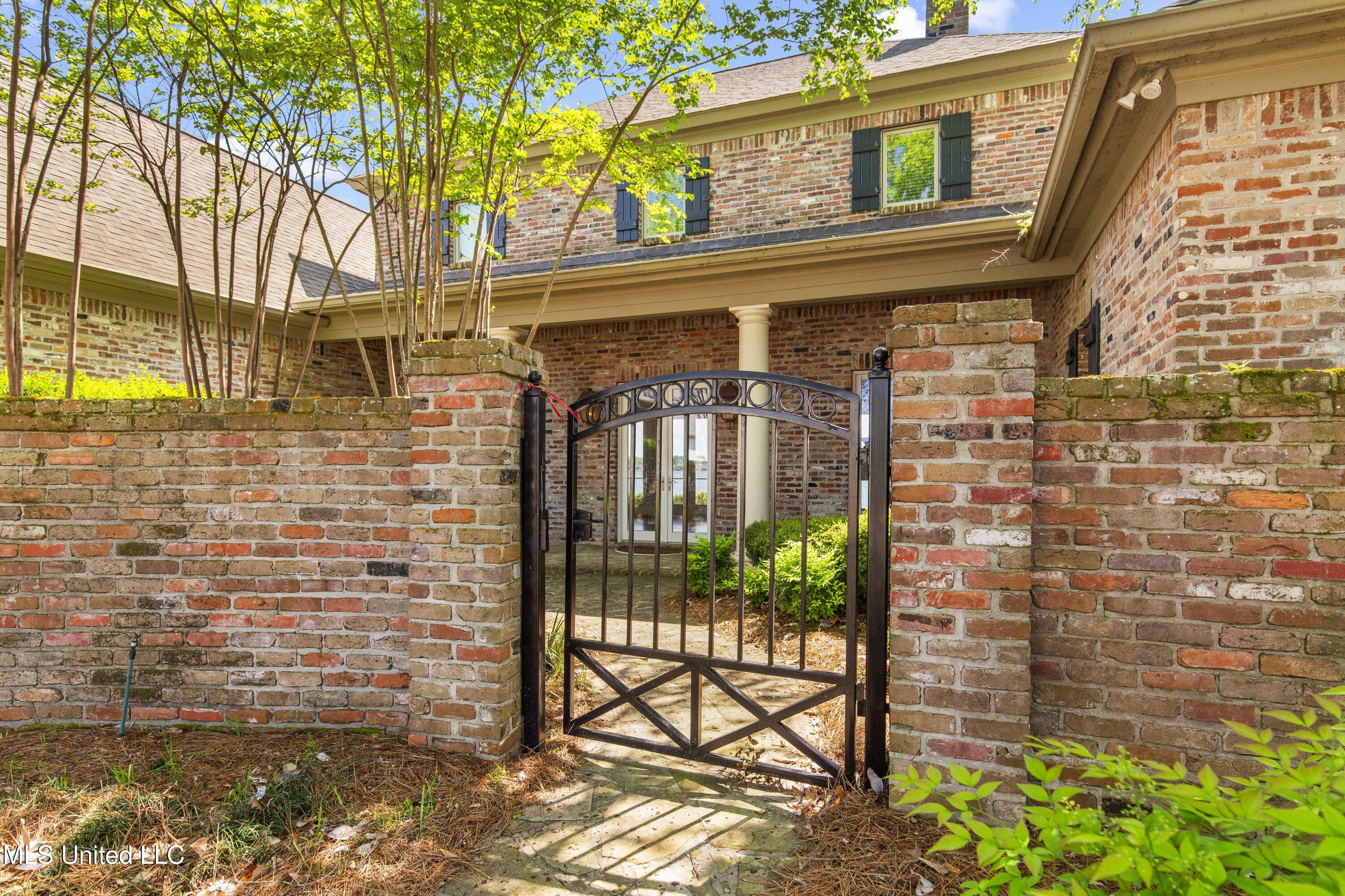 230 Belle Pointe Circle Madison, MS 39110 - Photo 2 of 33 230 Belle Point-6