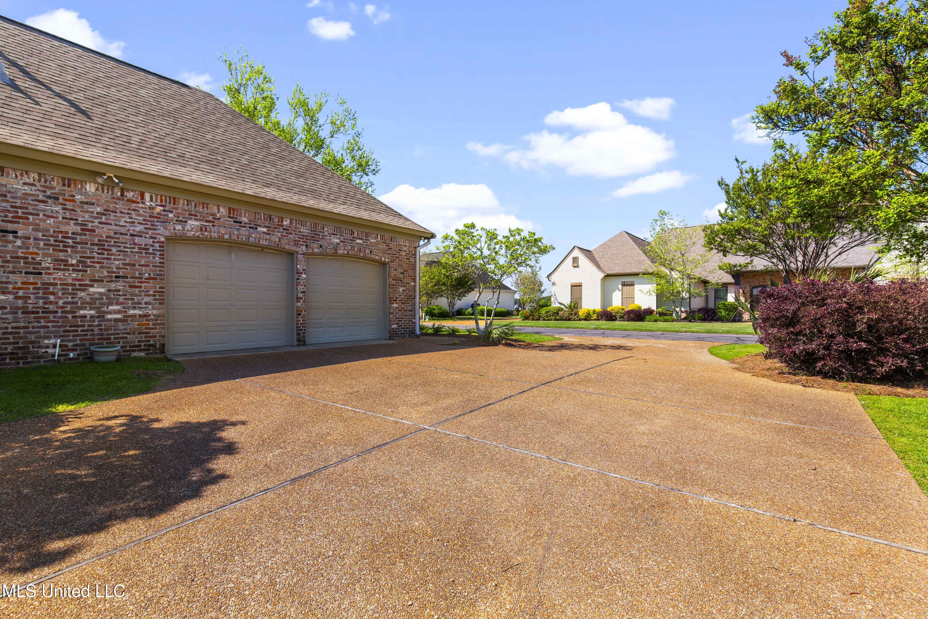 230 Belle Pointe Circle Madison, MS 39110 - Photo 25 of 33 230 Belle Point-77