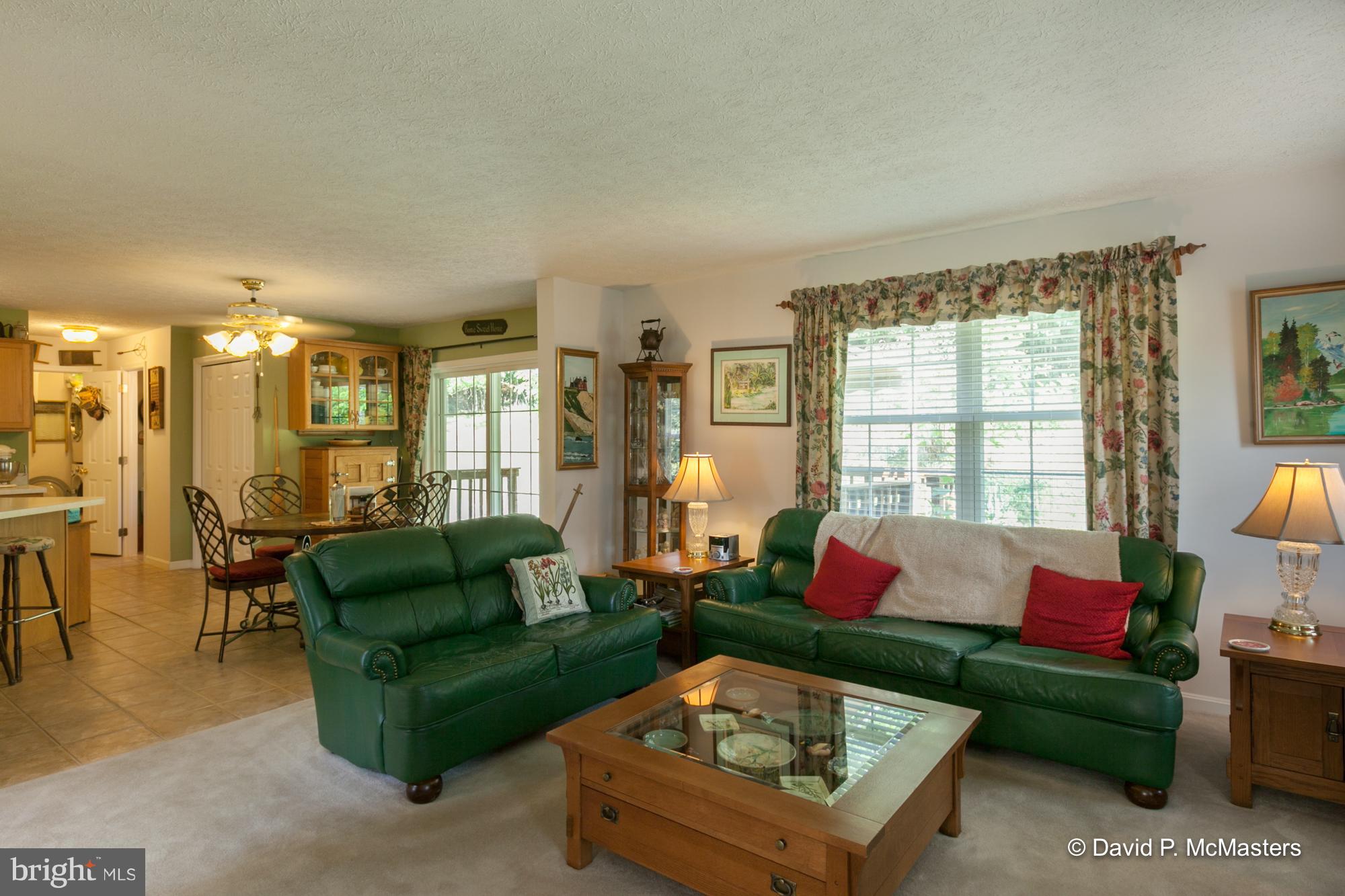 4511 Pious Ridge Road Berkeley Springs, WV 25411 - Photo 14 of 29 Living Room