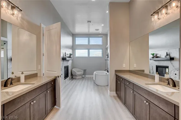 $1,295,000 | 156 Tre Pietre Street, Henderson, NV 89011