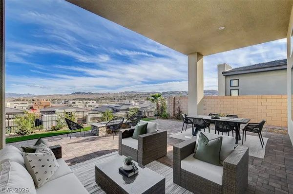 $1,295,000 | 156 Tre Pietre Street, Henderson, NV 89011