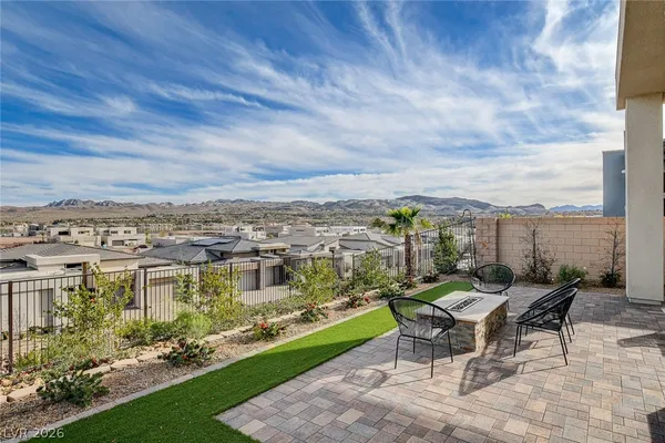 $1,295,000 | 156 Tre Pietre Street, Henderson, NV 89011