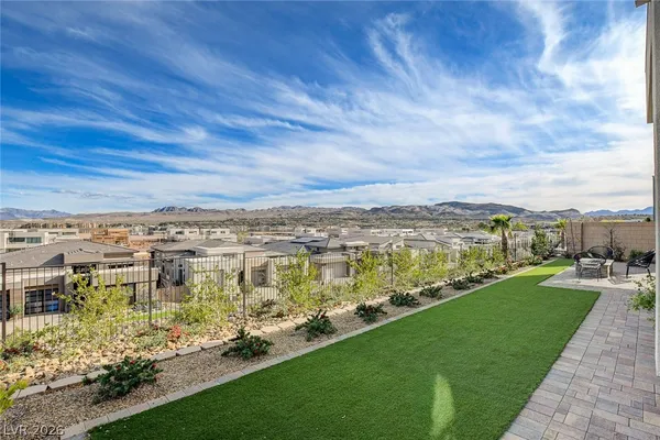 $1,295,000 | 156 Tre Pietre Street, Henderson, NV 89011