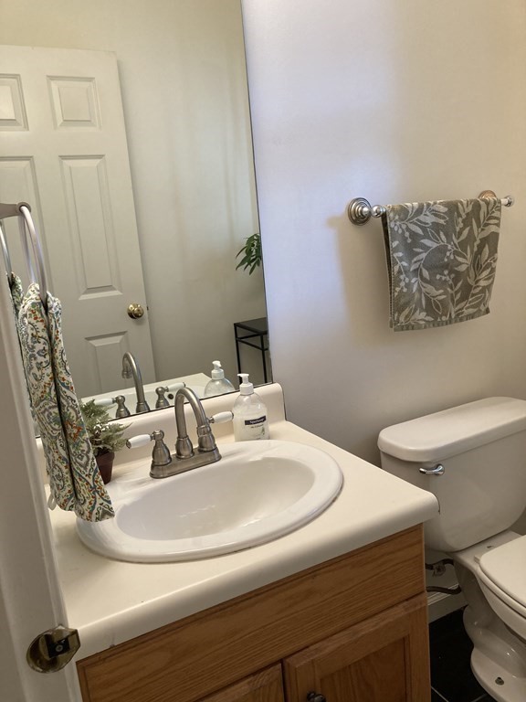 77 Towne Hill Road Haverhill, MA 01835 - Photo 12 of 39 Gallery Image 12