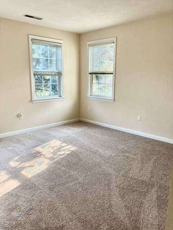77 Towne Hill Road Haverhill, MA 01835 - Photo 13 of 39 Gallery Image 13