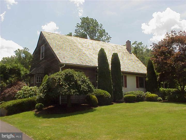 312 Northside Road Elverson, PA 19520 - Photo 1 of 10 Gallery Image 1