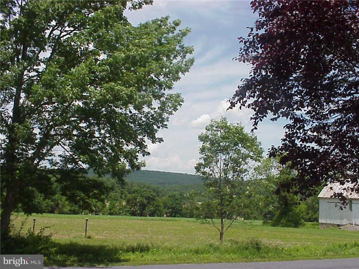 312 Northside Road Elverson, PA 19520 - Photo 5 of 10 Gallery Image 5