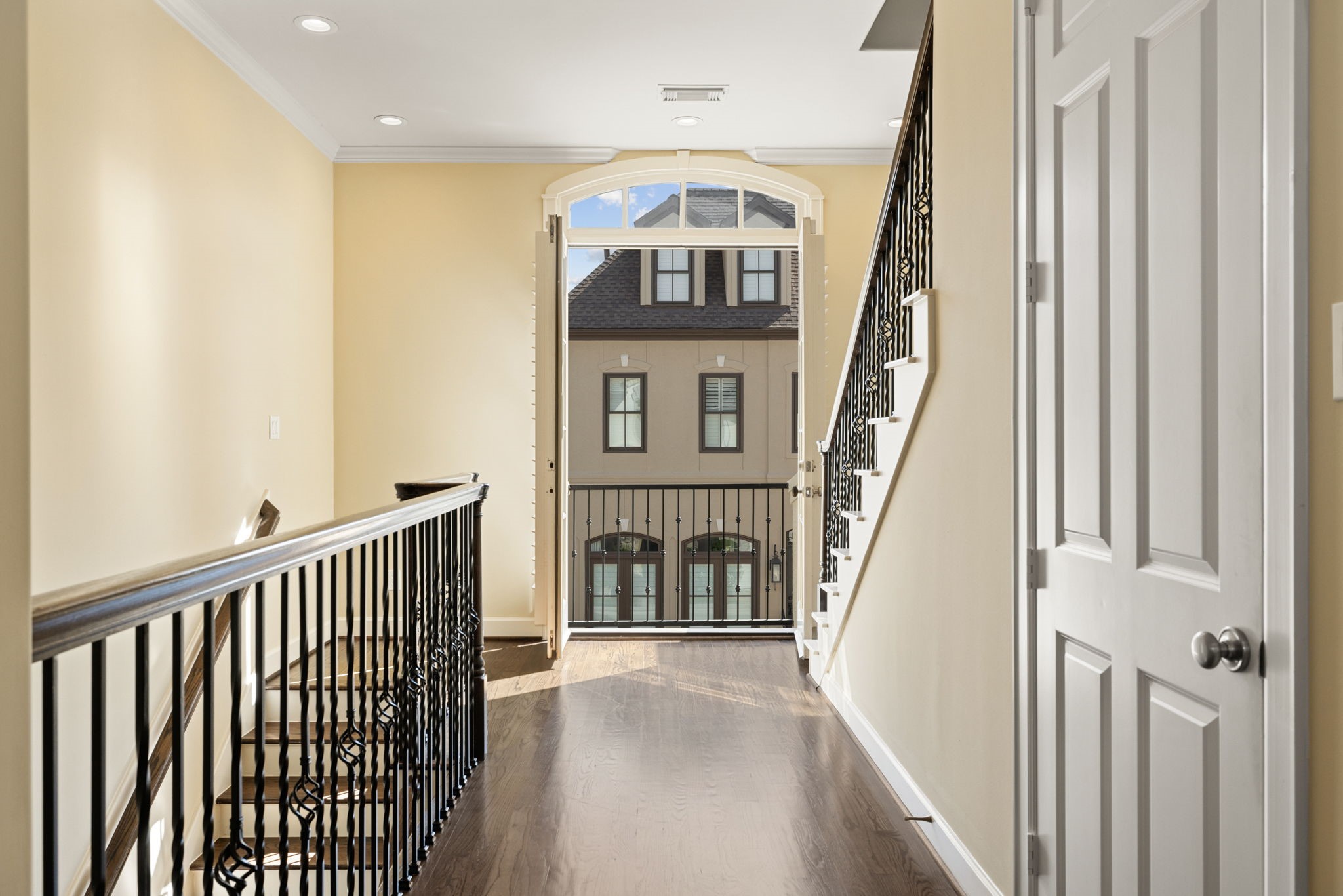 6310 Hermann Lake Drive Houston, TX 77021 - Photo 11 of 39 View from the hallway on the second floor.