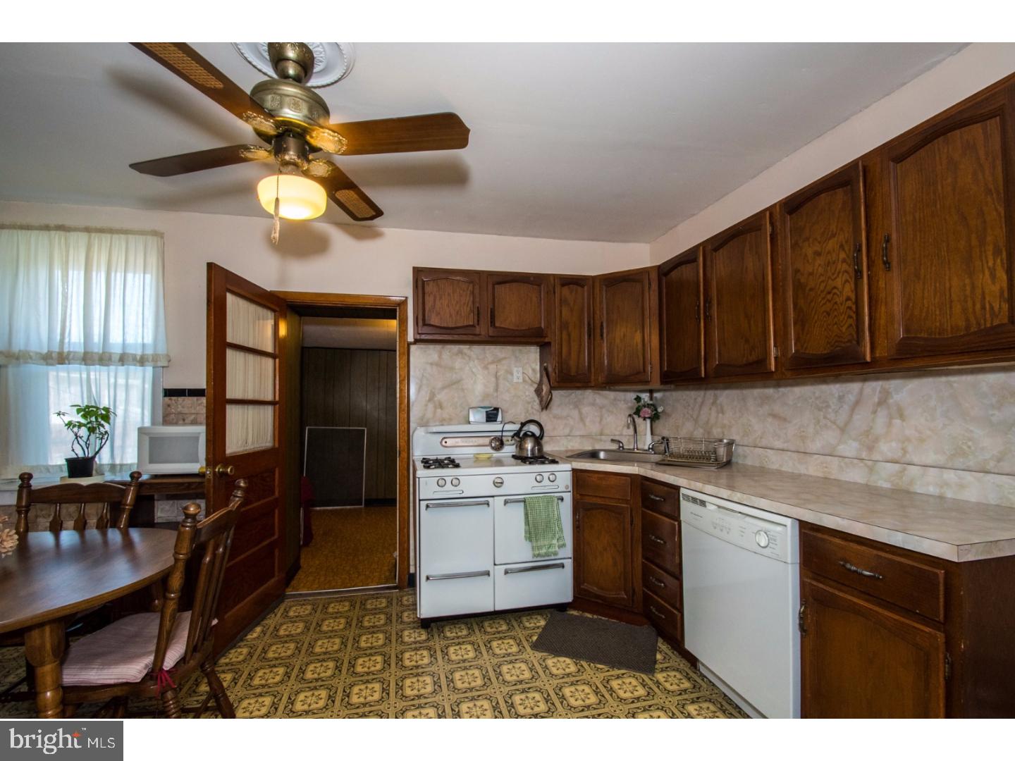18 Mifflin Road Havertown, PA 19083 - Photo 8 of 22