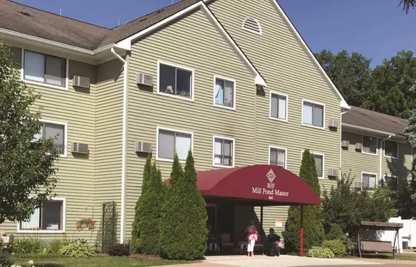 $988 | 460 West Russell Street, Unit 50, Saline, MI 48176