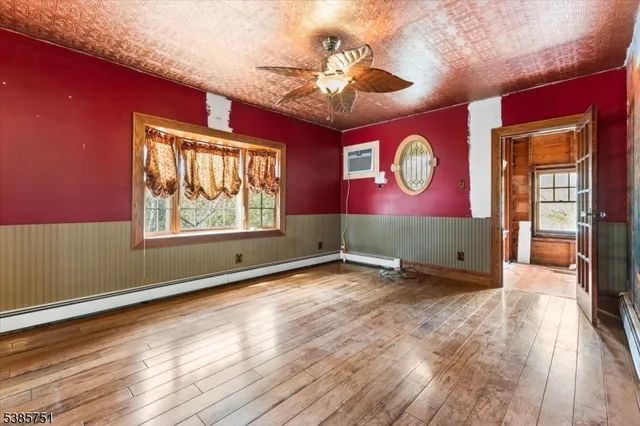 $255,000 | 31 Stover Avenue, Milford, NJ 08848