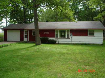 10011 Carr Road St. Charles, MI 48655 - Photo 9 of 9 20157780-8.JPG