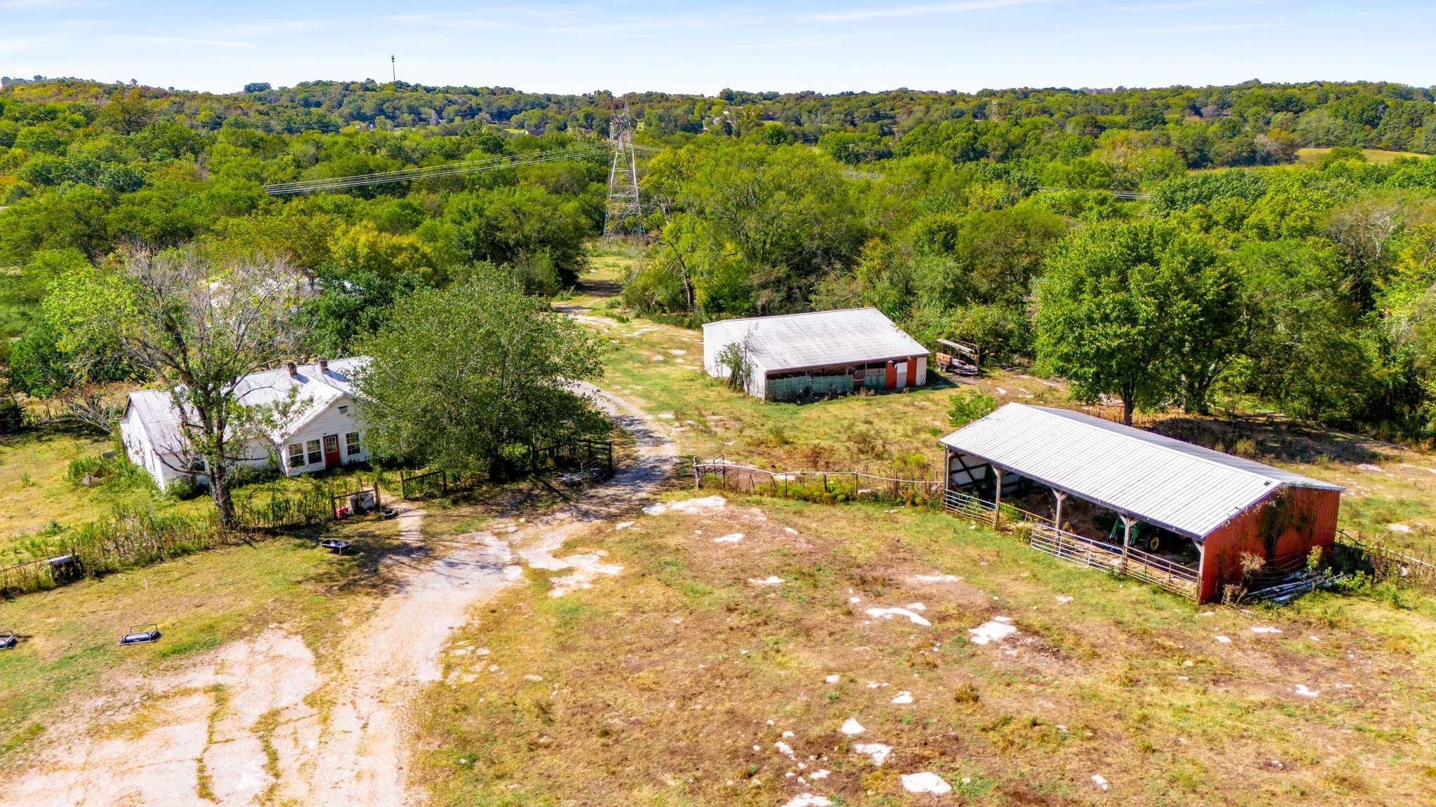 580 Midgett Road Mount Juliet, TN 37122 - Photo 22 of 30 a view of a house with a yard