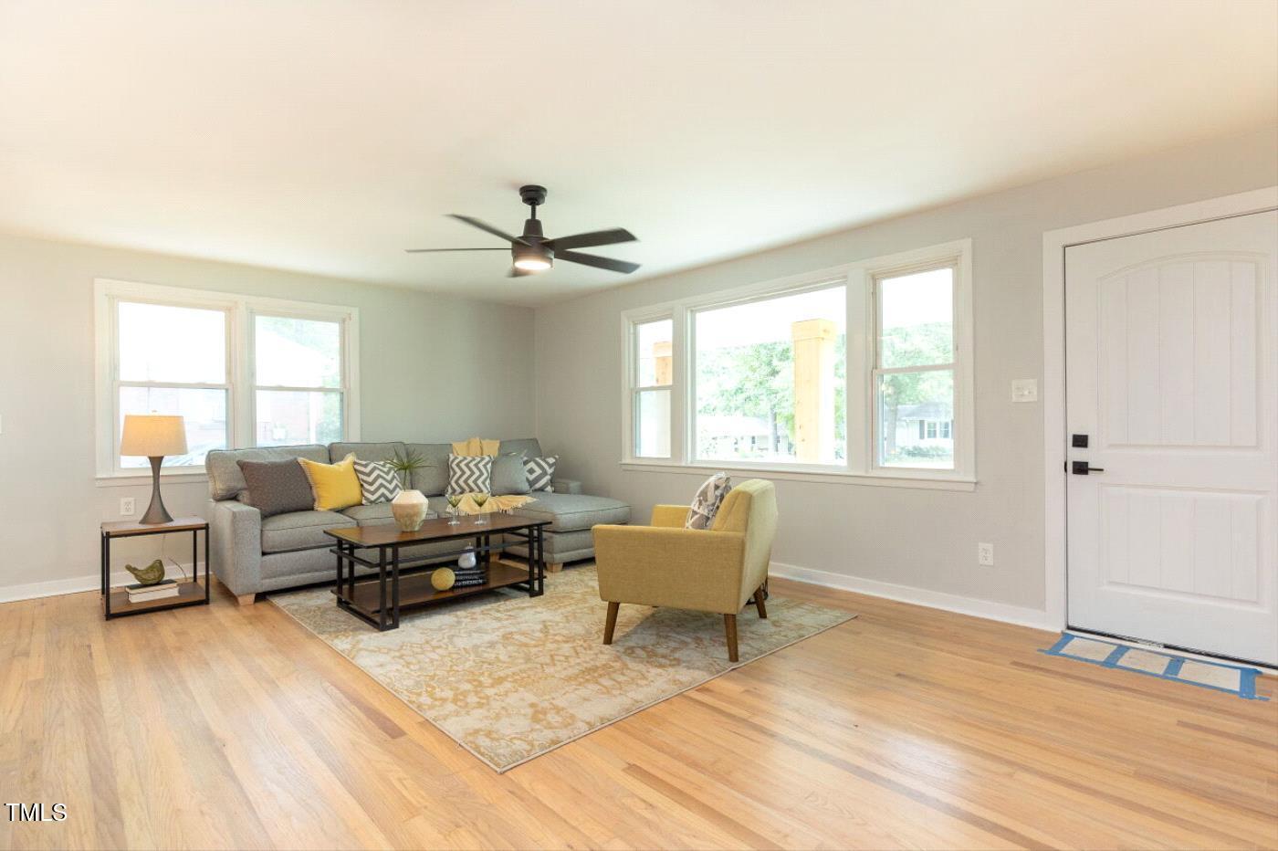 410 Fenton Street Raleigh, NC 27604 - Photo 5 of 28 3. 005-1280x960-living-area